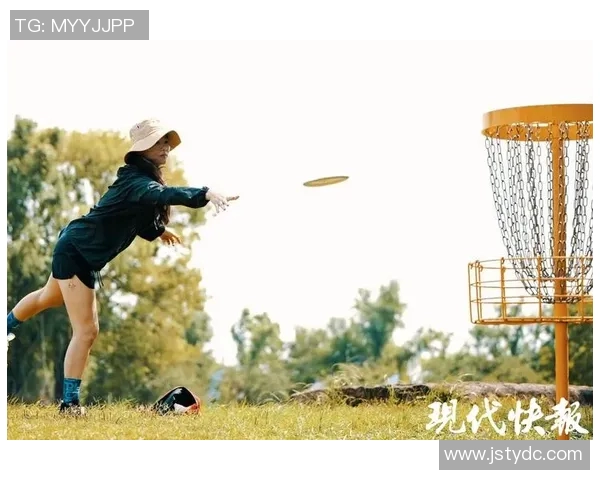 飞盘战术解析：武汉飞盘队如何构建高效进攻体系